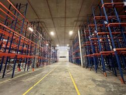 Jalan Buroh (D22), Warehouse #578702101